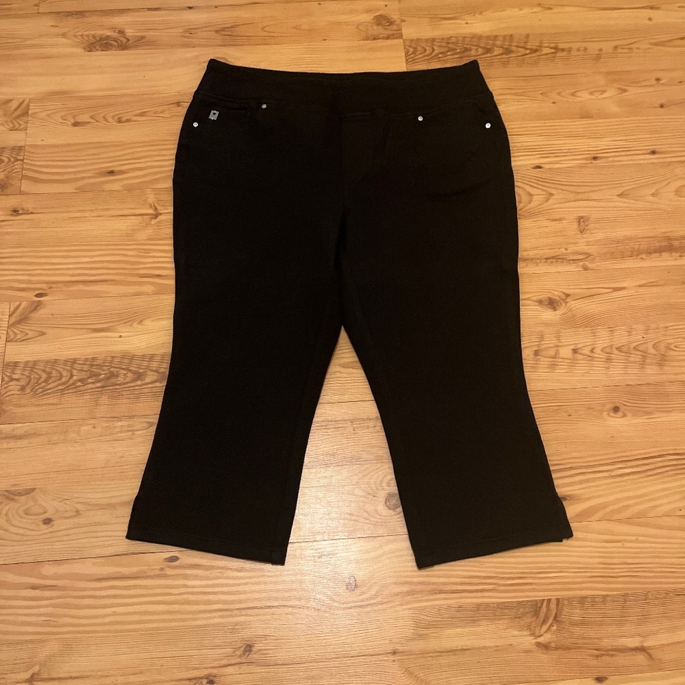 Belle by Kim Gravel 18W Capris